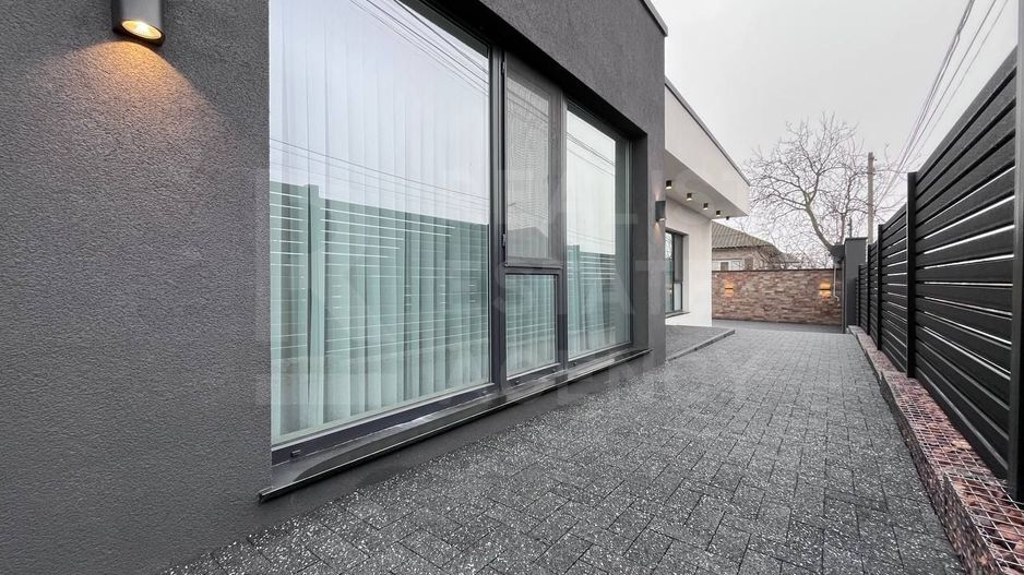 Vânzare, Hi-Tech, 3 camere, strada Bogdan Petriceicu Hașdeu, Tohatin - Poză 2