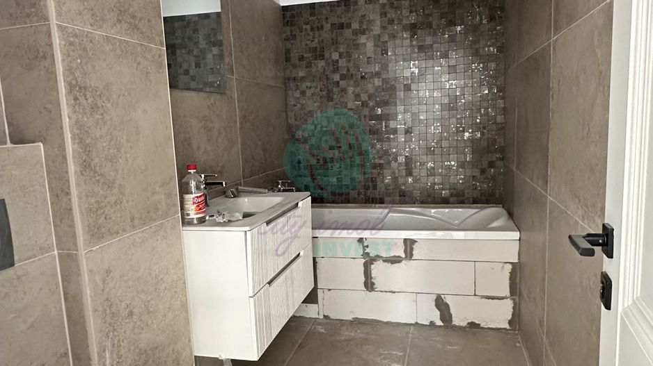 3 camere luminoase BLOC BOUTIQUE - Poză 7