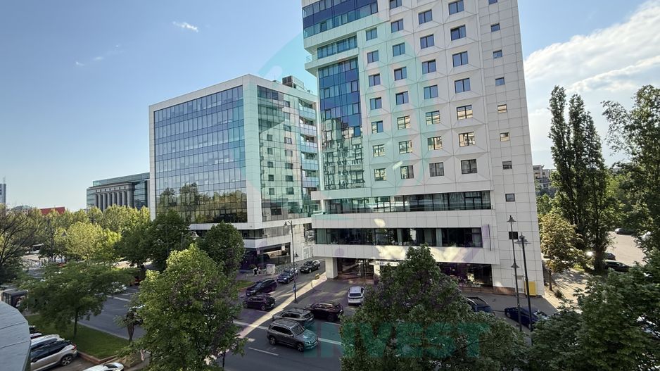 3 camere - bloc MONOLIT  - Bd. UNIRII - etajul 1 - Poză 15