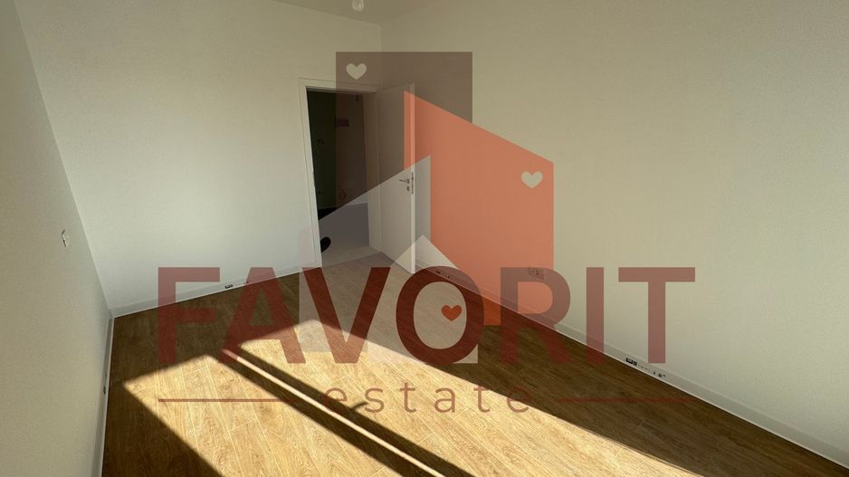 Gradina proprie. Spatios. Decomandat. Finisaje la alegere - Poză 7