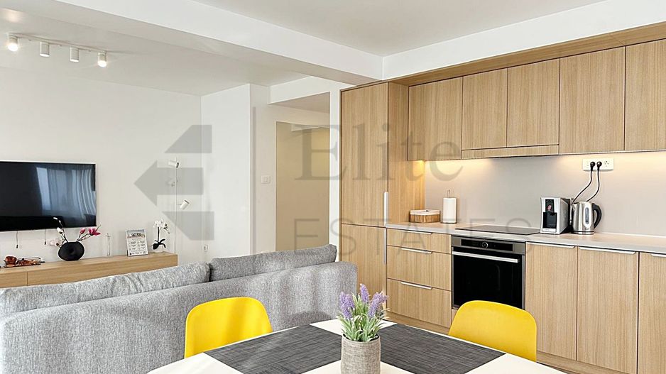 Penthouse de inchiriat ultracentral in Oradea - Poză 4