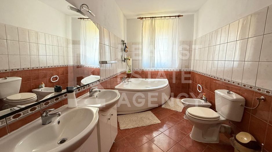 Vânzare, casă individuală, 7 camere, Ghiroda - Poză 13