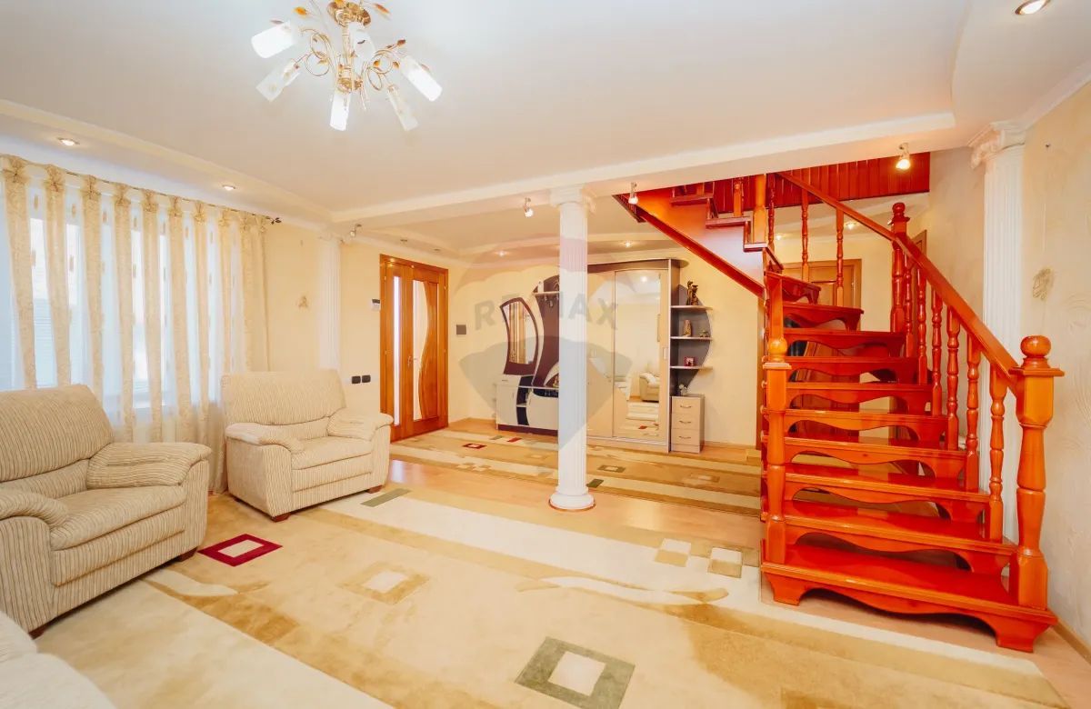 De Vinzare Casa în 2 nivele or. Orhei, - Poză 11
