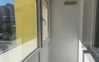 Vand apartament 4 camere situat la 10 min de Piata Unirii - Poză 13