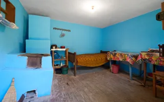 Casa cu teren de 1.200 mp si livada–Badesti, comuna Pietrosani, Arges - Poză 12