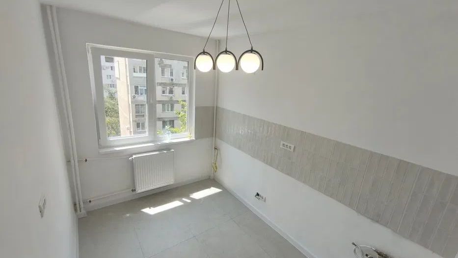 Apartament 2 camere de vanzare Lujerului - Poză 3