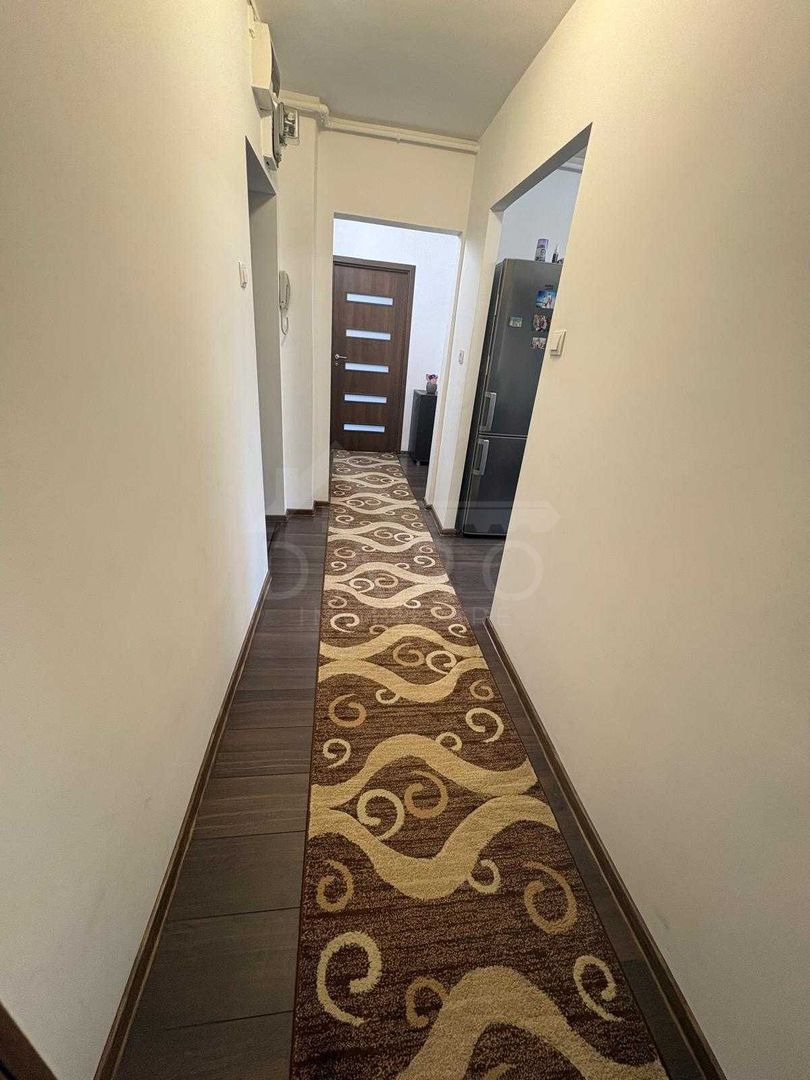 Apartament cu 3 camere - Poză 5