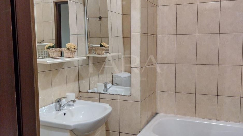 Apartament cu 2 camere, zona Gruia. - Poză 6