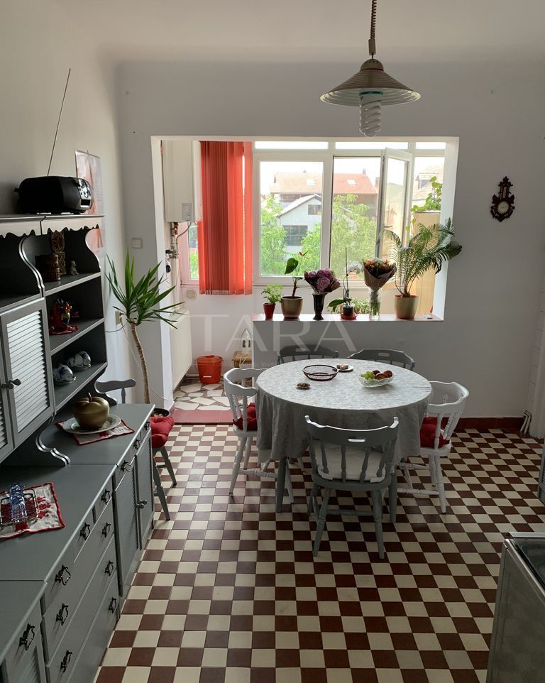 Apartament 3 camere Grui, 125 mp, garaj și boxă, zonă liniștită. - Poză 6