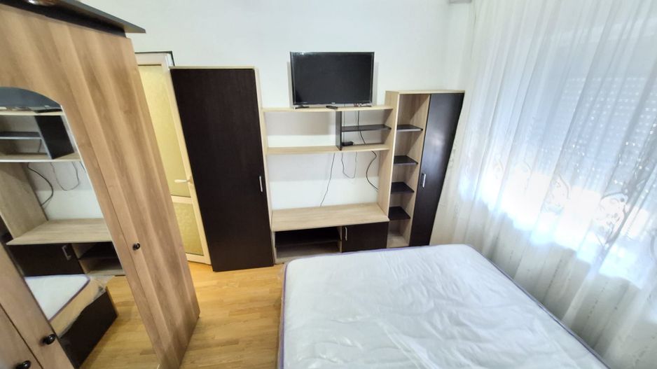 De inchiriat apartament cu 3 camere, etaj 3, Micro 16, 450 euro - Poză 6