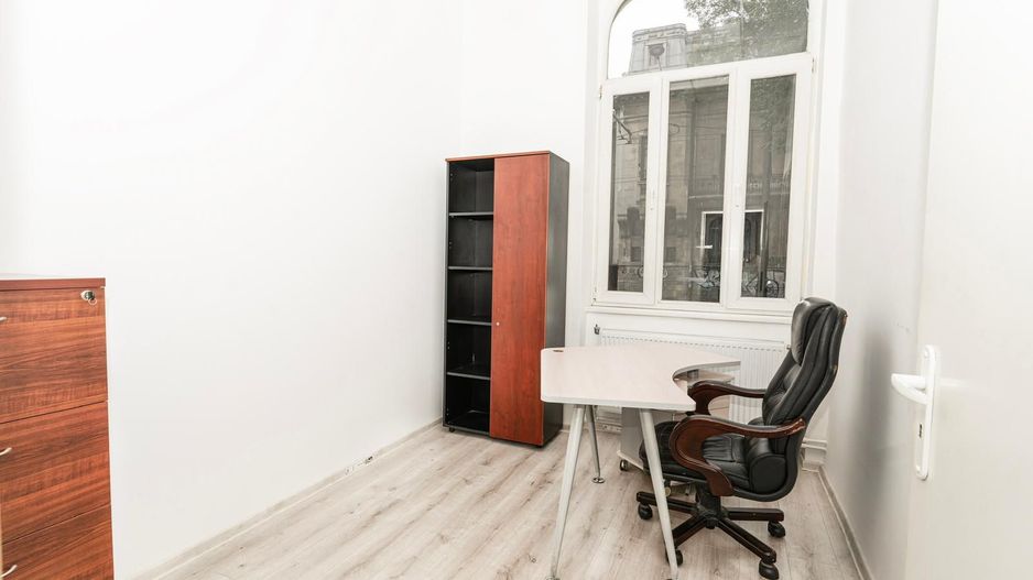 Spatiu birouri de inchiriat Kogalniceanu - Poză 6