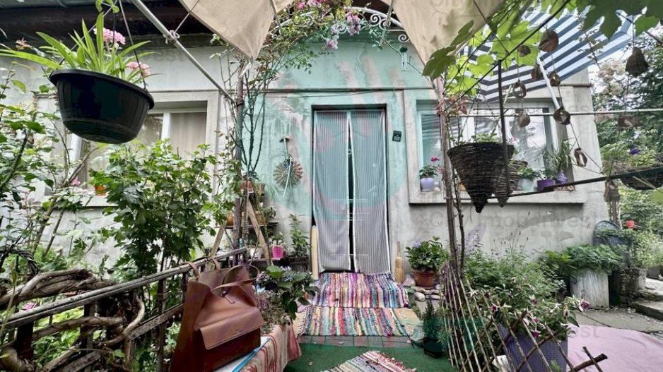 Casa singura la curte  - 7 minute de metrou - Poză 3