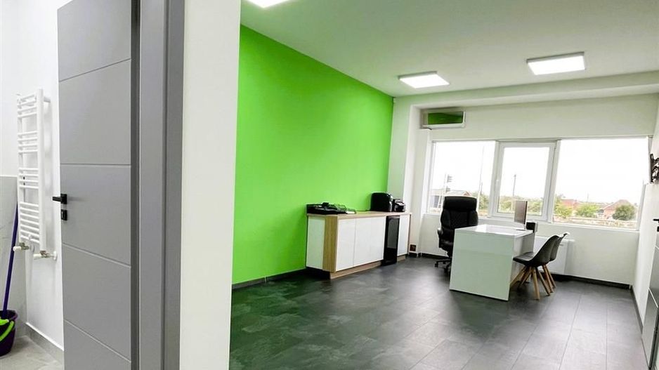 Spatii de Birouri Ultramoderne - Poză 5