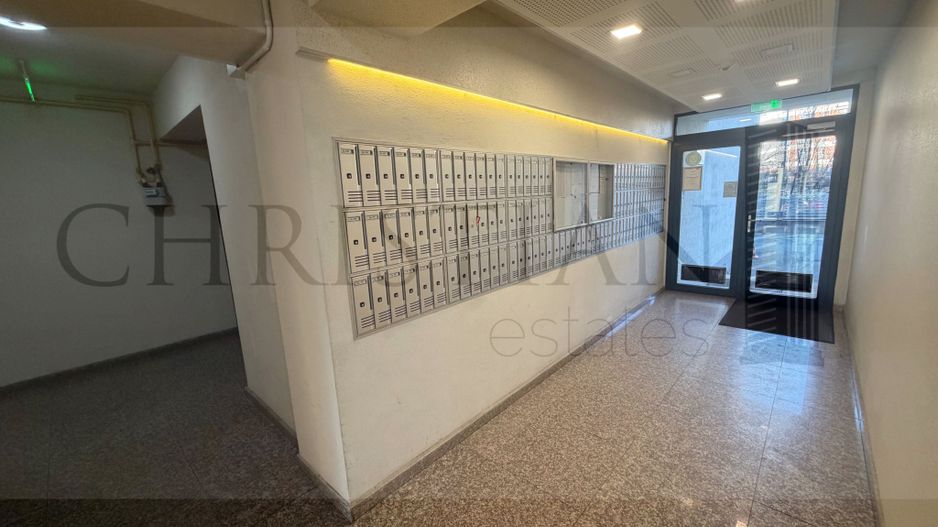 Birou 3 camere NEMOBILAT - Regie - 20th Residence - Parcare - Poză 11