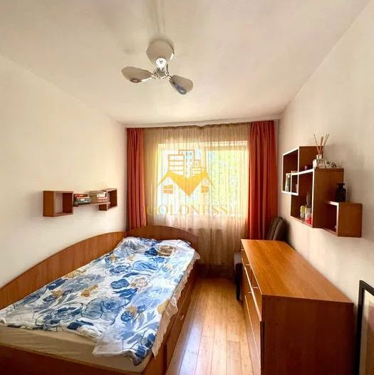 2 camere, decomandate, balcon,  Manastur Zona Big, Izlazului,Mehedinti - Poză 3