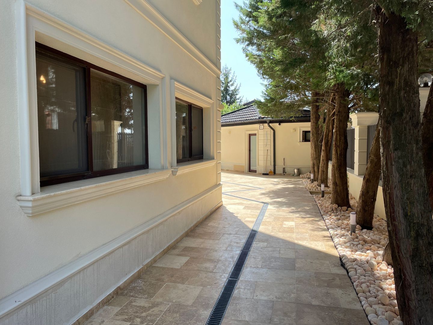 Vila Individuala cu arhitectura superba | 1128mp Teren | Piscina - Poză 13