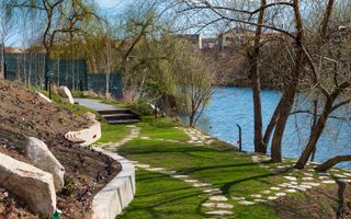 2 camere modern | Parcare | Terasă | Vedere lac - Poză 2