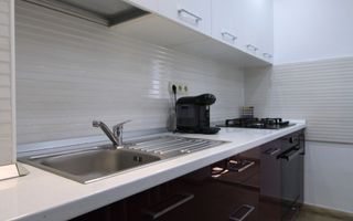 Zona Lipovei, 2 camere, centrala proprie - Poză 10
