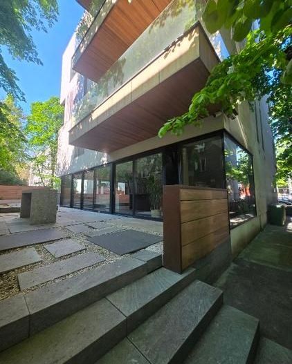 Showroom/Spatiu Comercial Spectaculos vis a vis One Eliade Floreasca - Poză 4