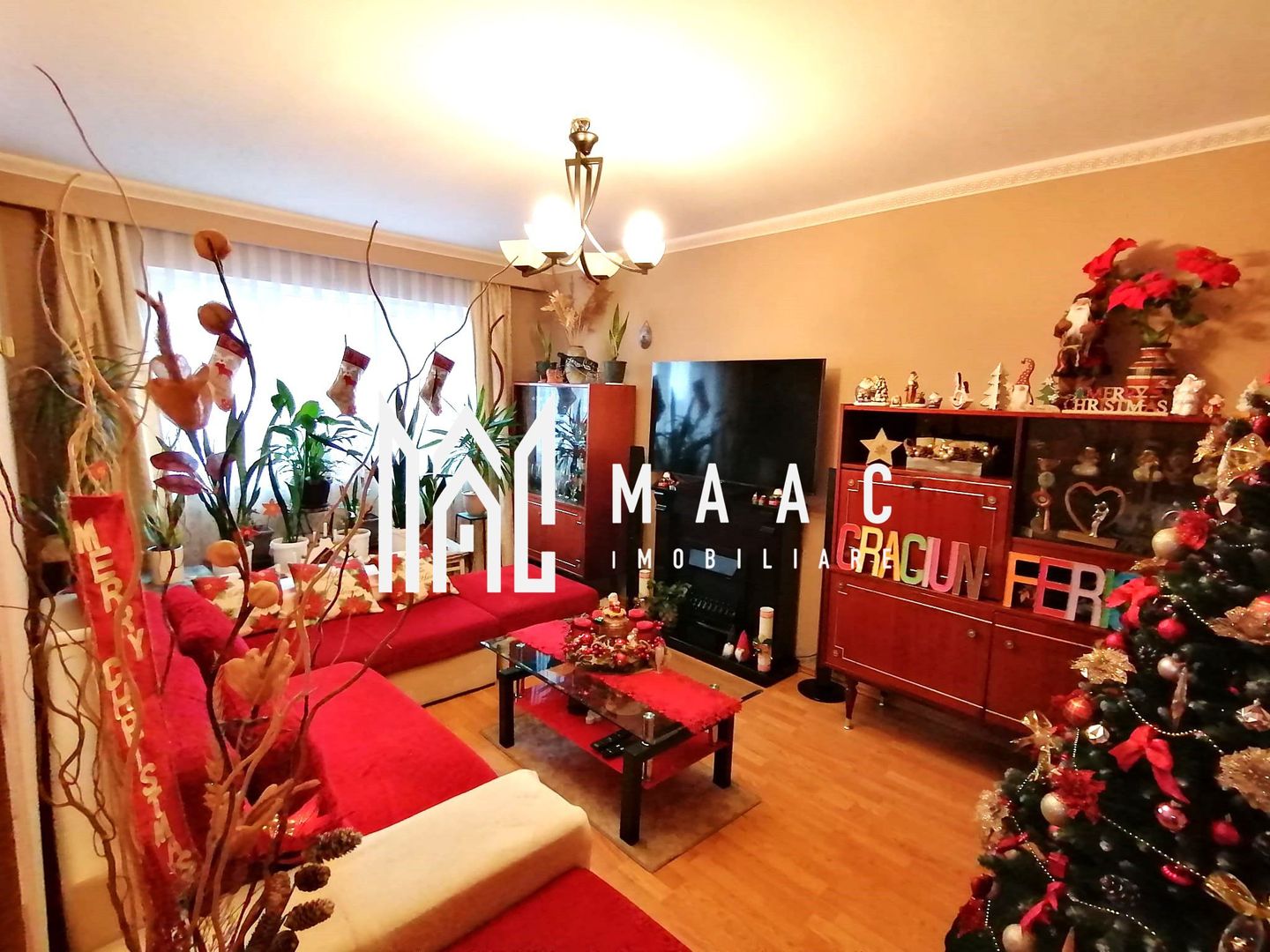 Apartament 3 camere I Decomandat I Zona Vasile Aaron - Poză 4