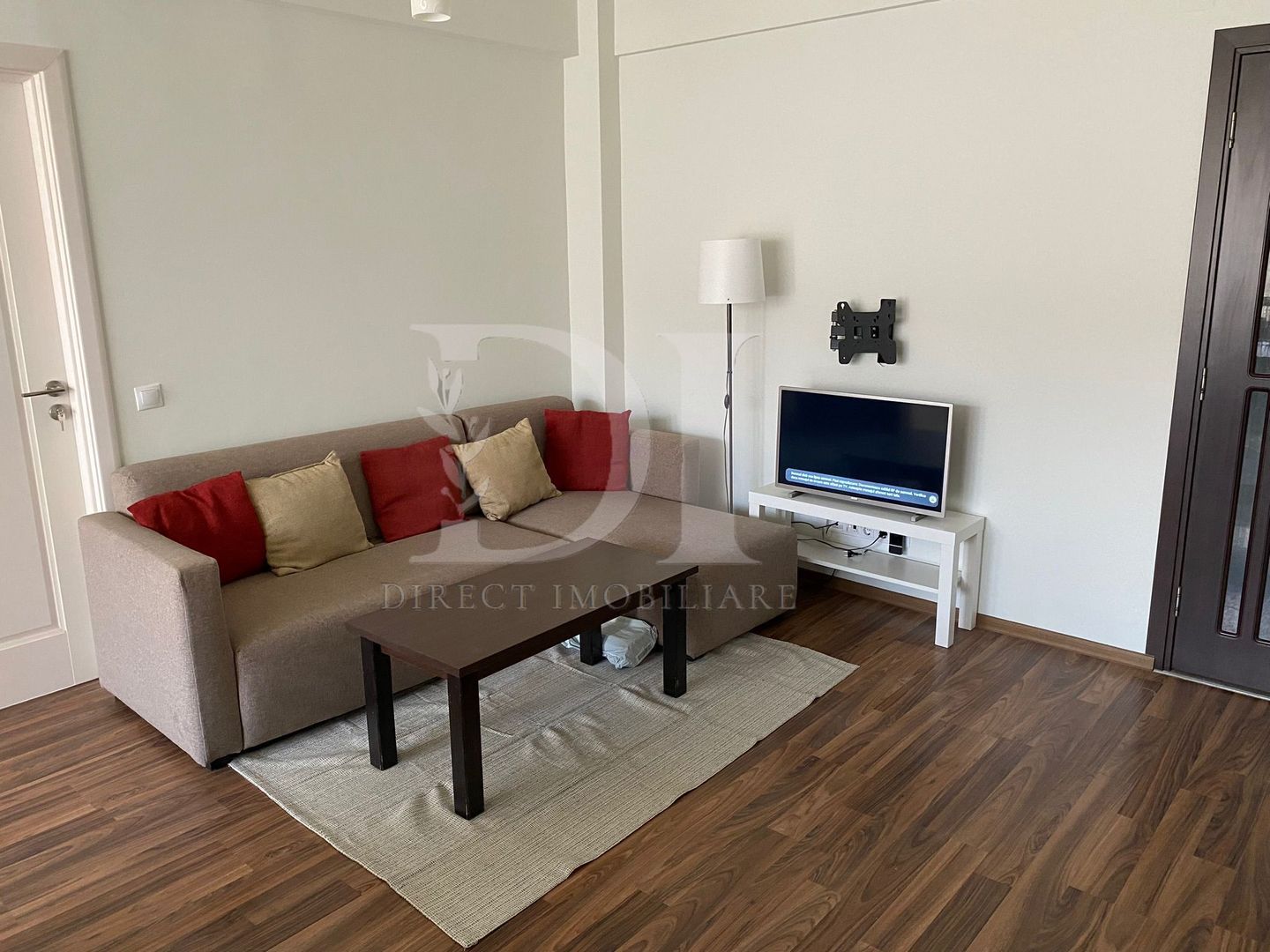 Apartament la cheie / 3 camere / Zona Eroilor - Poză 2