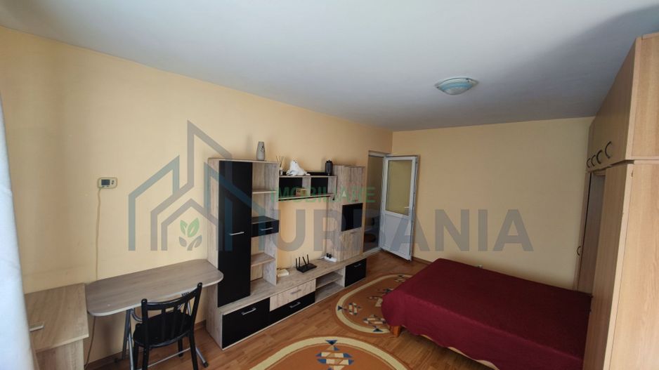 # - Apartament cu o cameră - 5 minute de Podu Roș - Poză 6