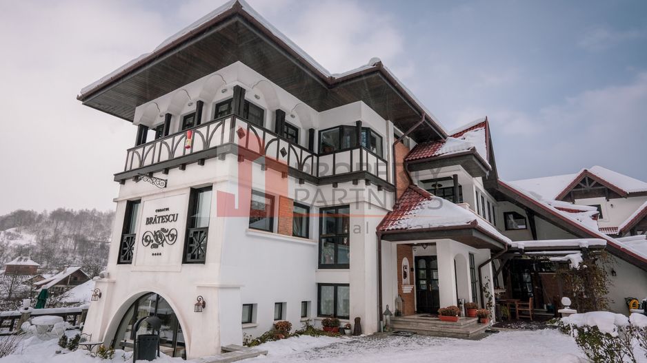 Conac autentic din categoria luxury  Bran - Poză 3