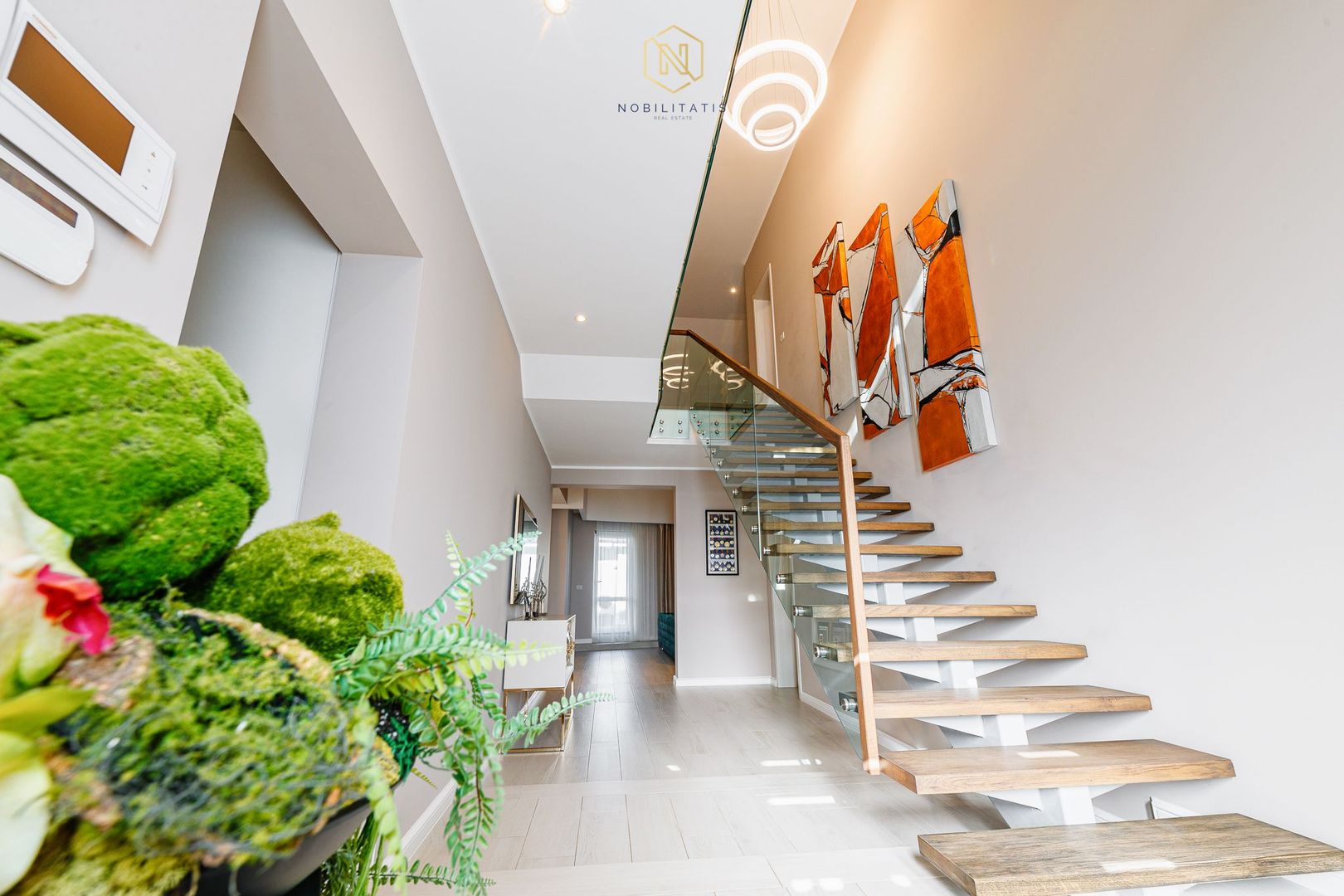 O Capodoperă Arhitecturală, Oferind Eleganță și Confort - Dumbravita - Poză 14