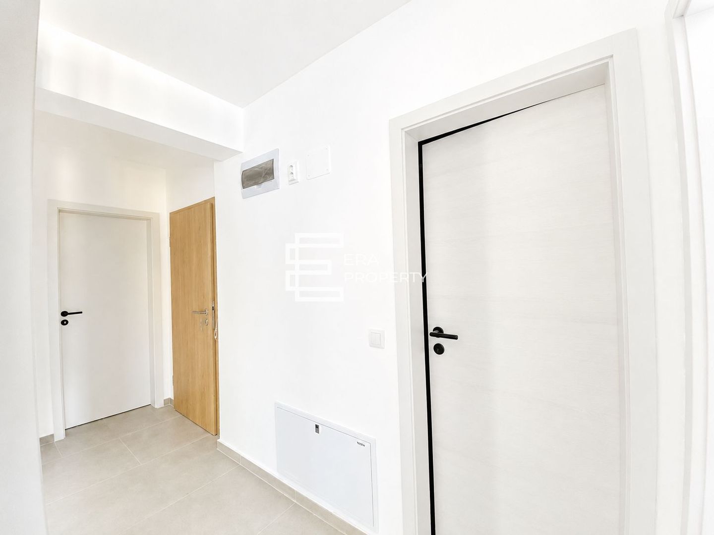 Apartament 3 camere | Gradina 50 mp| Bloc tip vilă | Cristian | Comision 0% - Poză 2