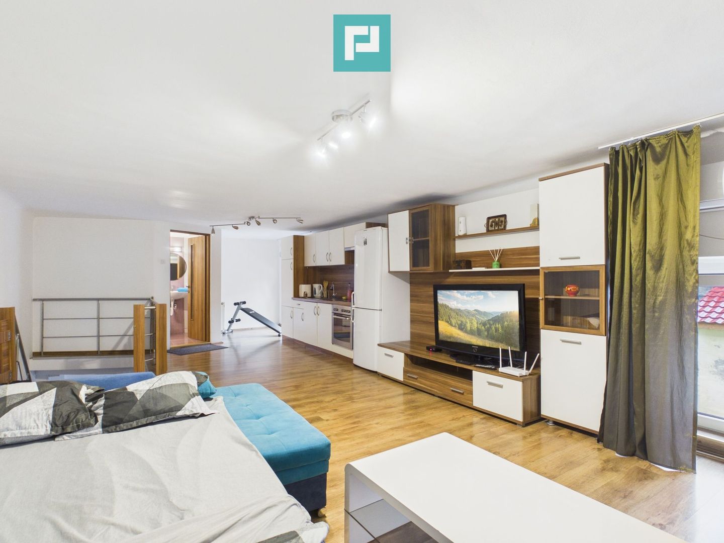 Apartament două camere Bulevardul Revoluției - Poză 8