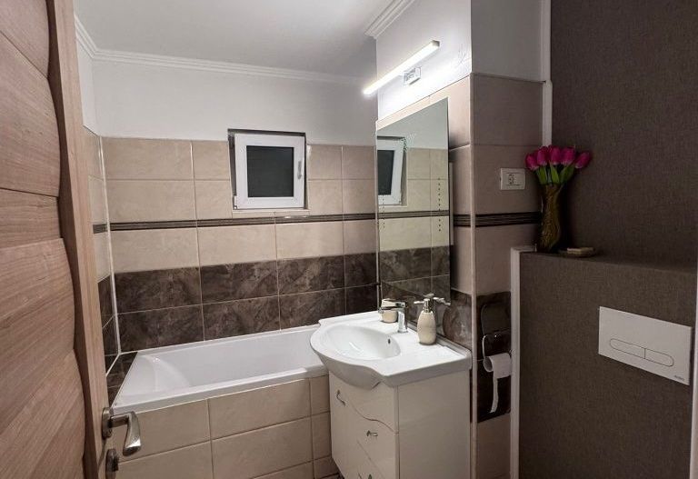 Apartament 3 camere, decomandat -Rovine - Poză 7