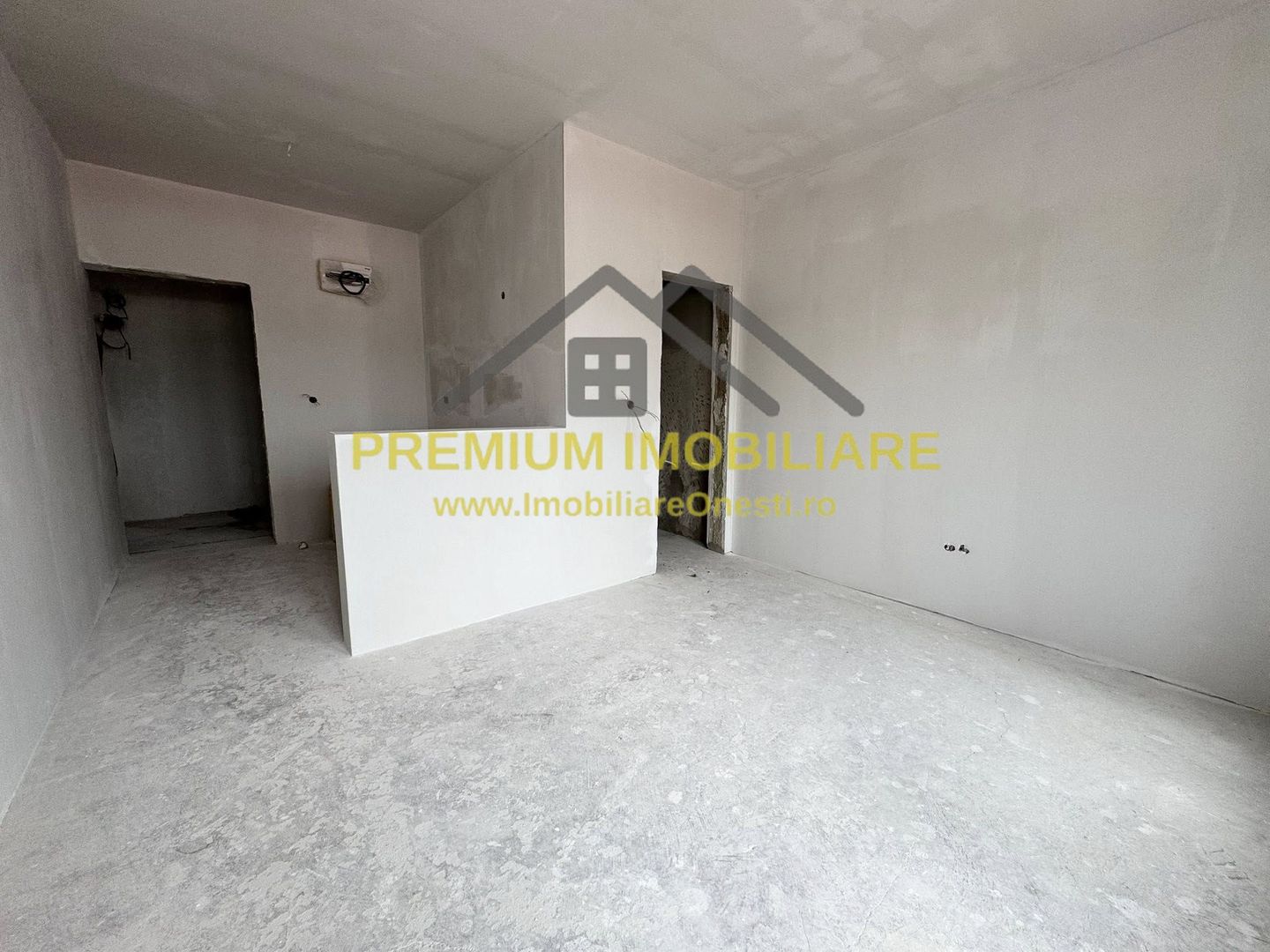 Oportunitate unică de investiție – Etaj complet de vânzare în Onești - Poză 5