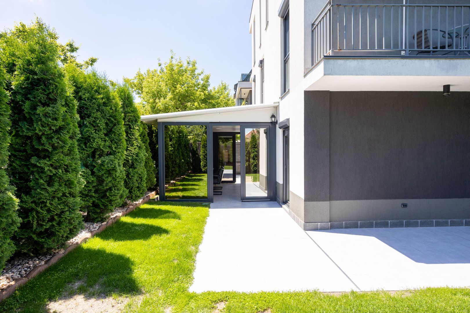 Apartament 3 camere | Grynvest Residence | Curte  99 mp | Terasa 53 - Poză 20