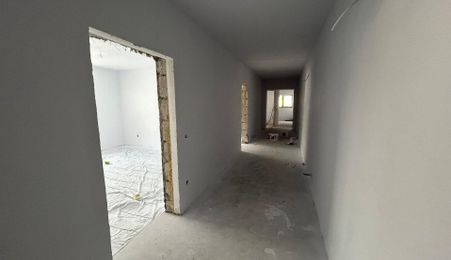 Apartament | 88mpu | 3 camere | Etaj 1 | zona Turnisor | Nou