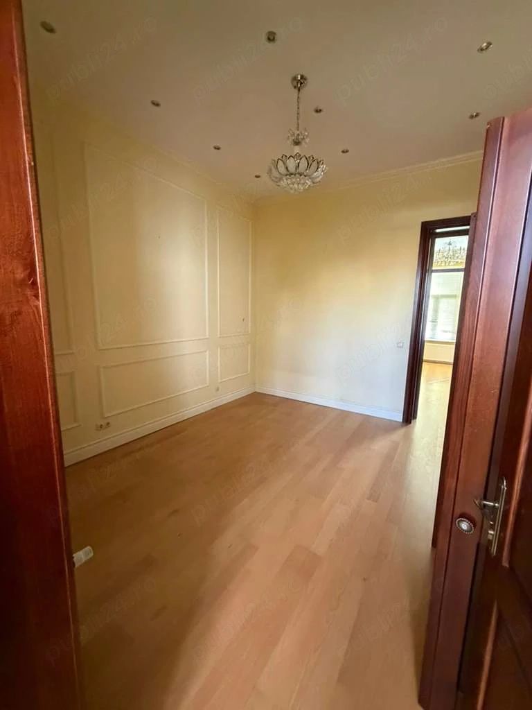 BRASAD vinde ap 3 cam etaj 1 CENTRAL renovat 119mp. - Poză 2