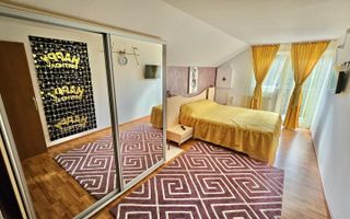 Casa de vacanta la liziera padurii cu vedere libera catre muntii Bucegi - Poză 9