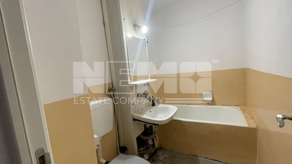 GARSONIERA SPATIOASA CU BALCON INCHIS | ZONA LINISTITA | RADAUTI - Poză 7