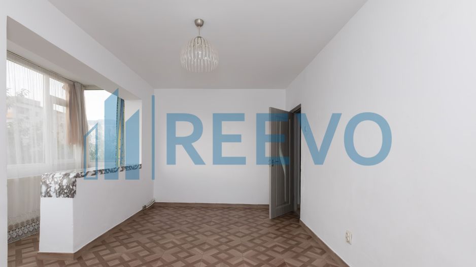 Apartament 3 camere decomandate, Zona Narcisa, Bacău - Poză 6