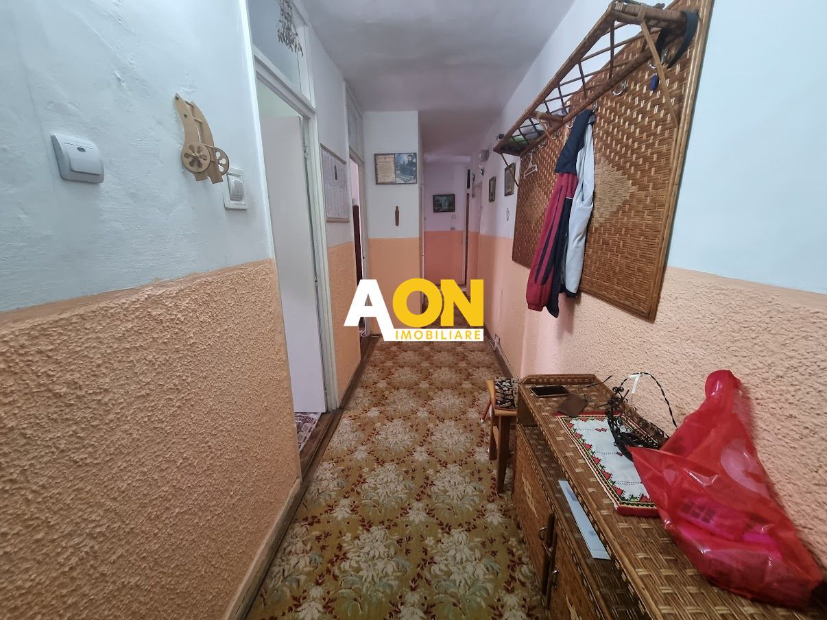 Apartament 4 Camere, Zona Centru - Poză 2