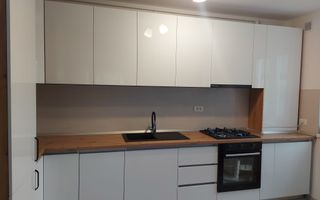 Apartament 2 camere mobilat/utilat - zona Tractorul/Top City - Poză 5
