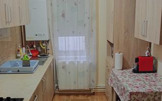 BRASADAS vinde ap 3 cam in Micro 16 la etajul 4/4. - Poză 2