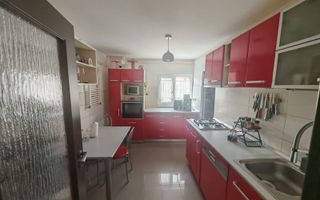 4 camere | centrala proprie | etaj intermediar | zona excelenta | renovat | - Poză 3