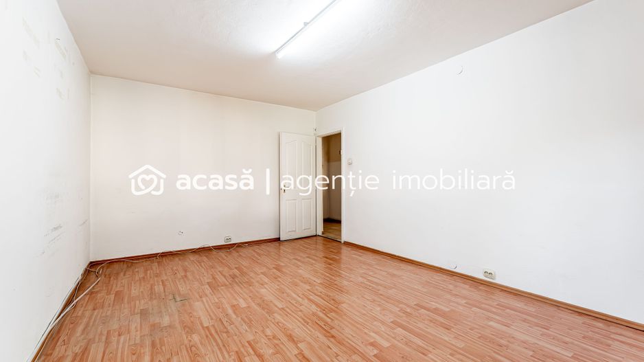 Apartament 2 camere, decomandat | Str Banul Maracine - Poză 2