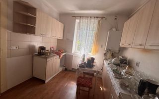 Casa singur in curte 335 mp teren si acces auto in zona Promenada Mall - Poză 10