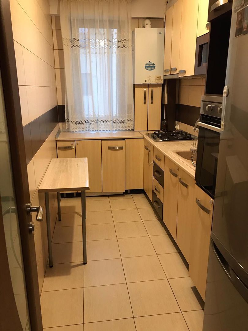 AP. 2 CAMERE- APARATORII PATRIEI, PARCARE INCLUSA, CENTRALA, METROU - Poză 1