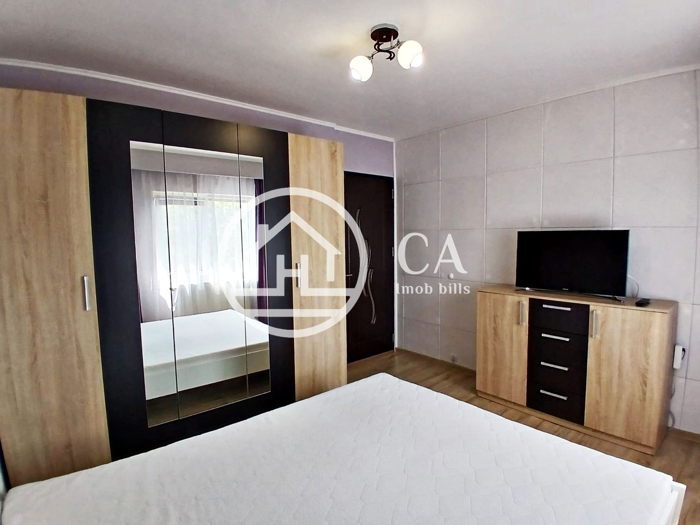 Apartament de inchiriat cu 3 camere in zona Rogerius, Oradea - Poză 3