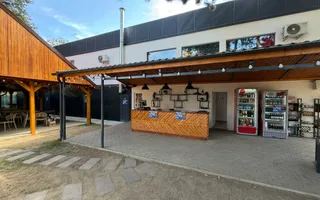 Afacere la cheie pe Strandul Neptun: restaurant, terasa, sala de evenimente - Poză 14