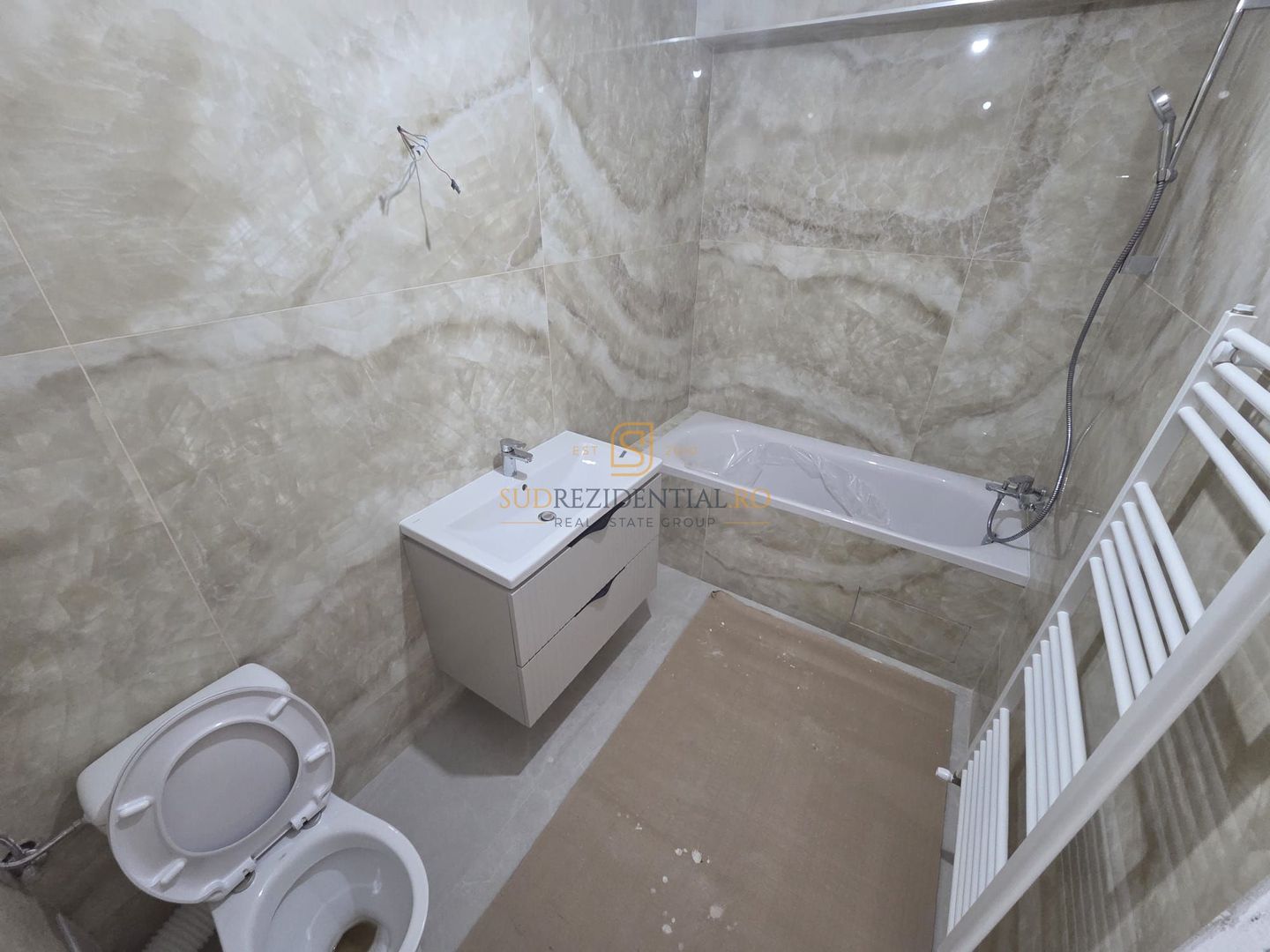 Apartament 3 camere cu curte proprie, aproape de metrou Berceni - Poză 15
