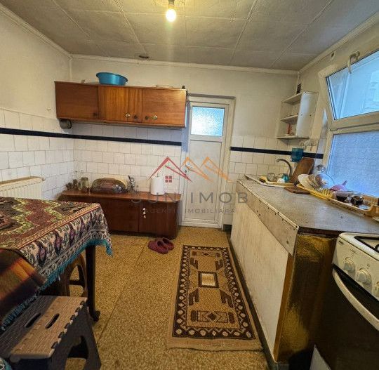 Casa 4 camere, teren 503 mp, CT, Parcare, Anexe, Campina, Prahova - Poză 8