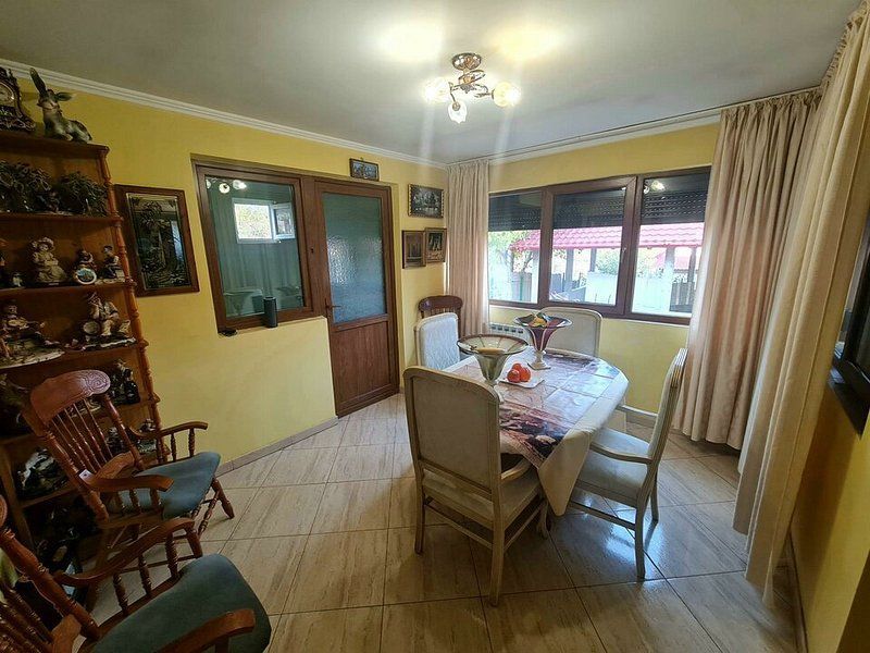 Vila noua, parter + mansarda -  la 10 minute de Galati - Sendreni - Poză 5